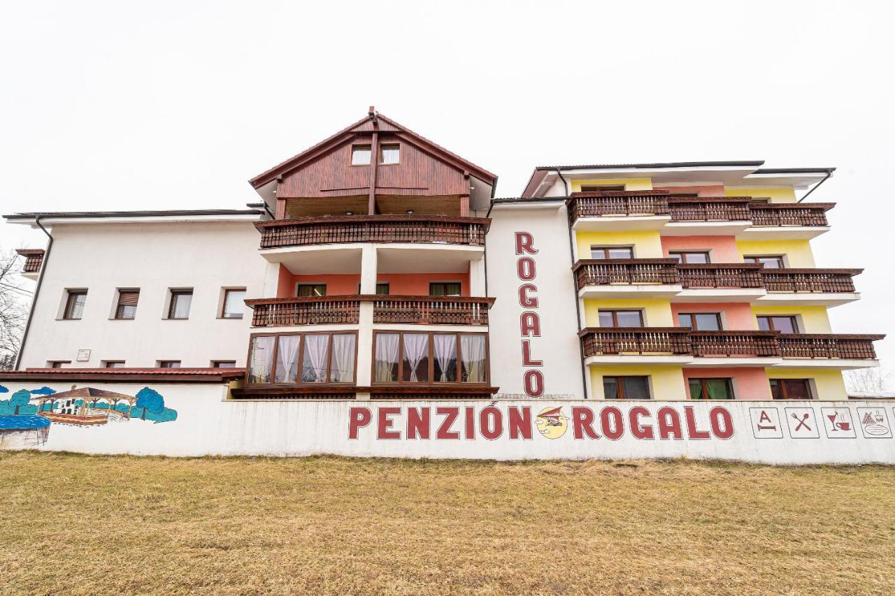 Rodinny Penzion Rogalo Mengusovce Exterior photo